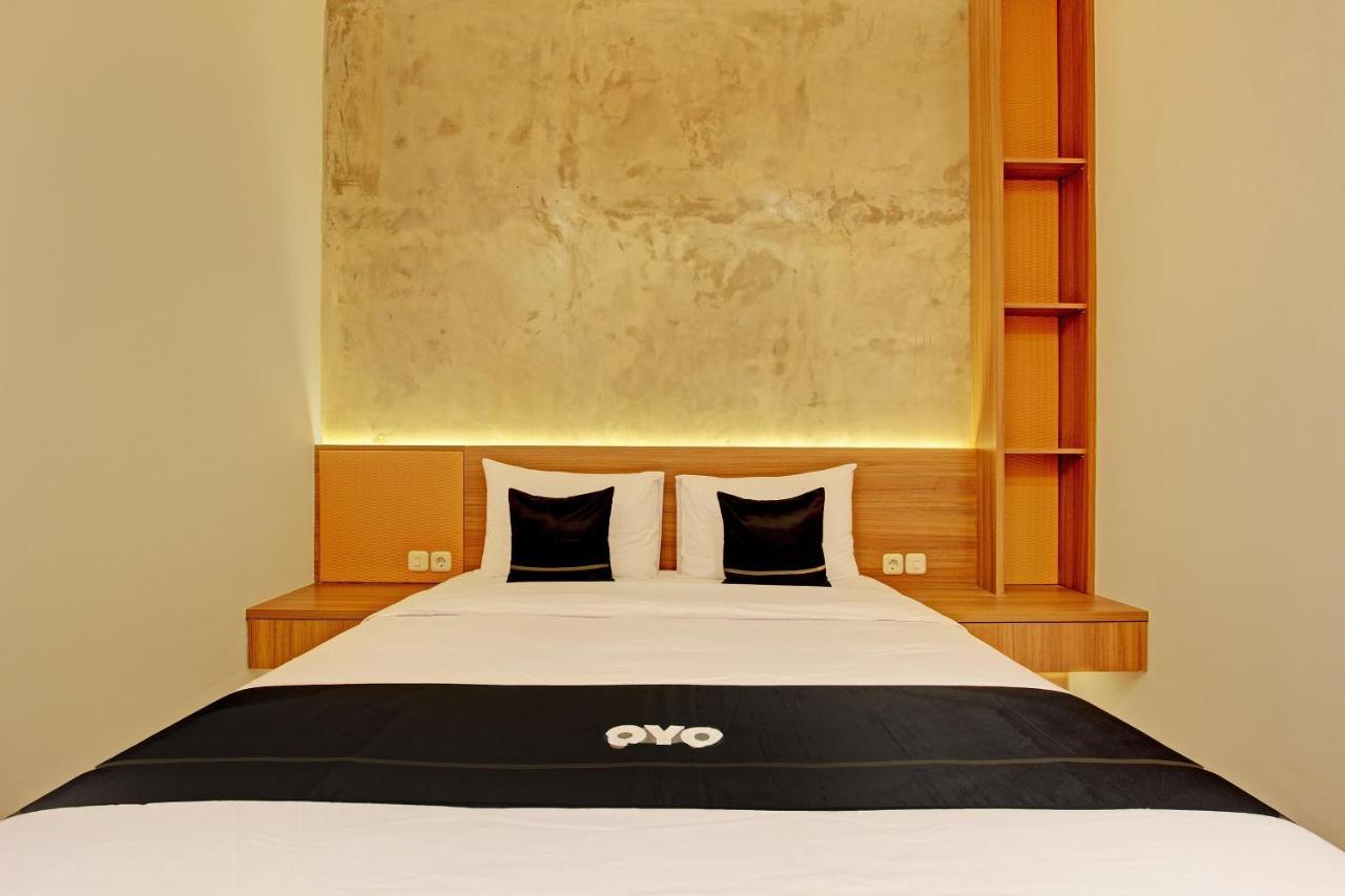 Super Oyo Capital O 92987 Keenan Living Perumnas Maguwo Exterior photo
